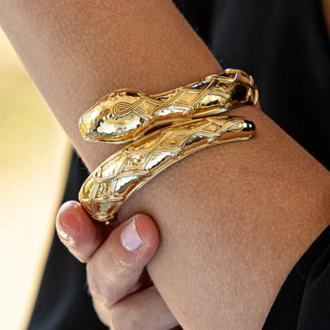 Serpentina Gold Hinged Bangle