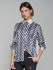 Irina Shirt in Geometric Crest