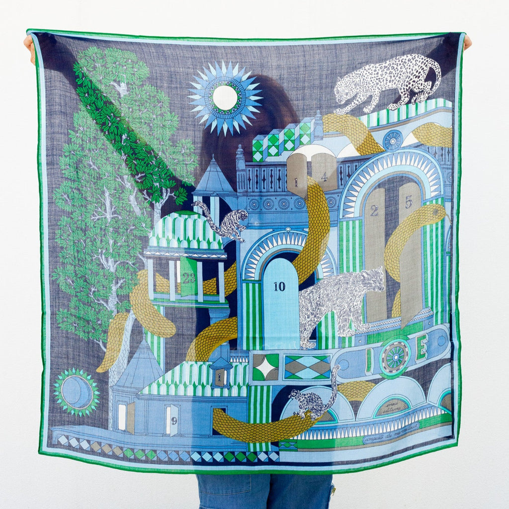 Nicolas Square Scarf in Green