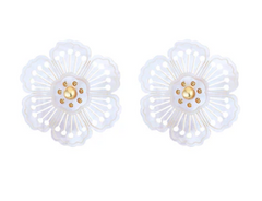 Marguerite Oversized Stud